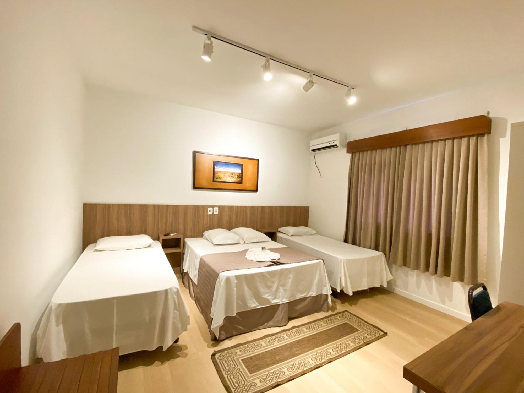 Hotel Raul'S Gaspar Extérieur photo