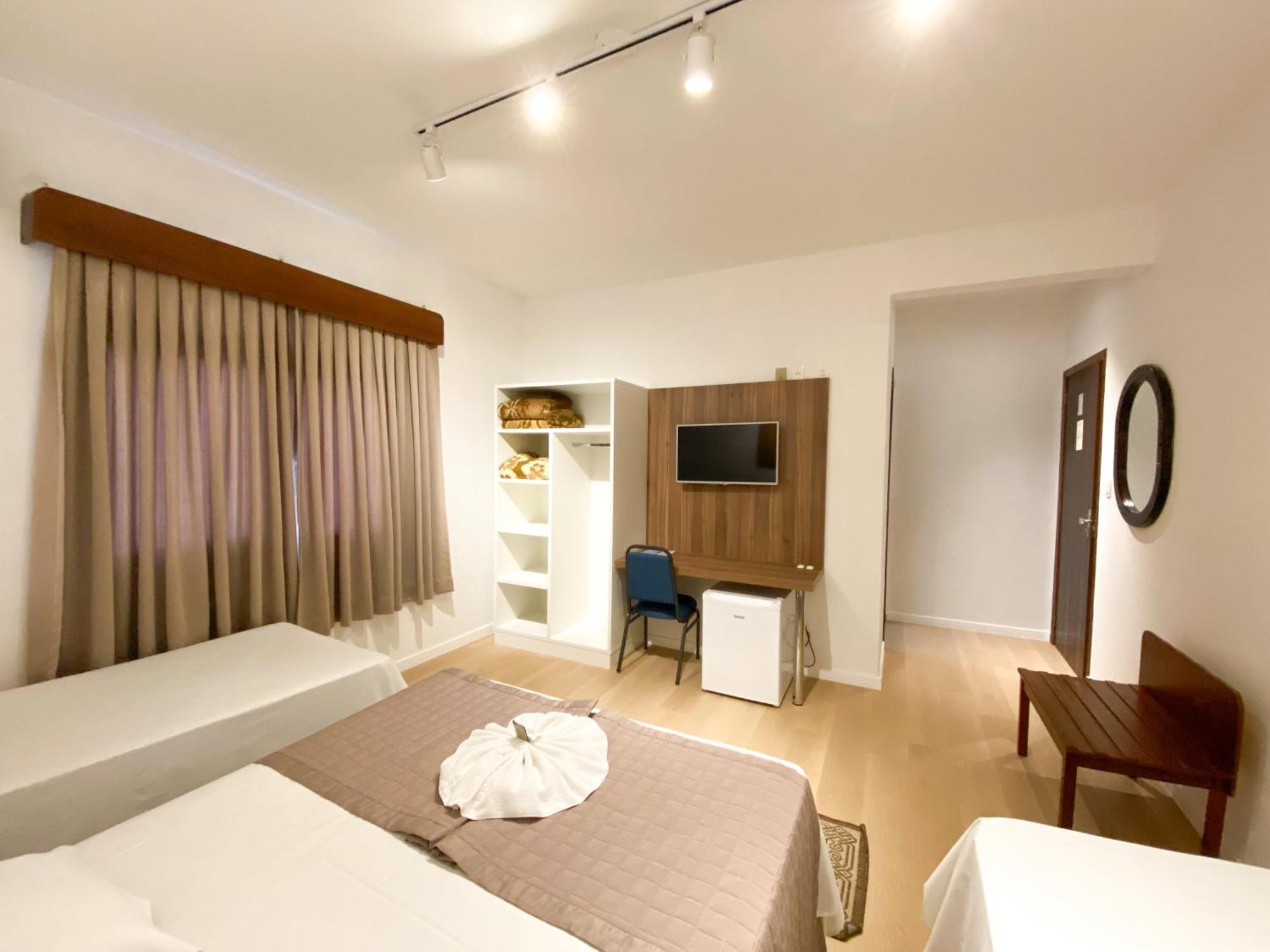 Hotel Raul'S Gaspar Extérieur photo